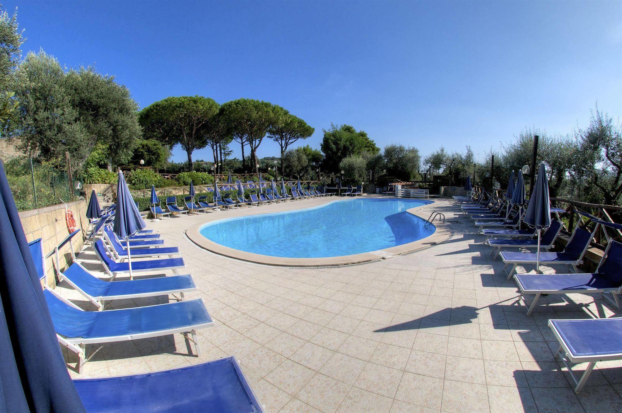 Freedom Holiday Residence Massa Lubrense Exterior photo